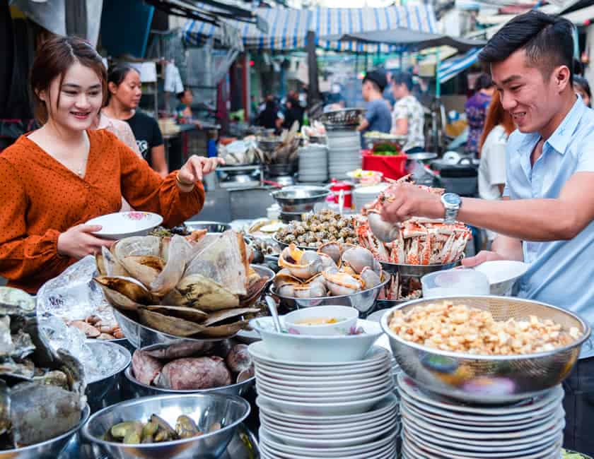 What to eat in Ben Thanh Market
