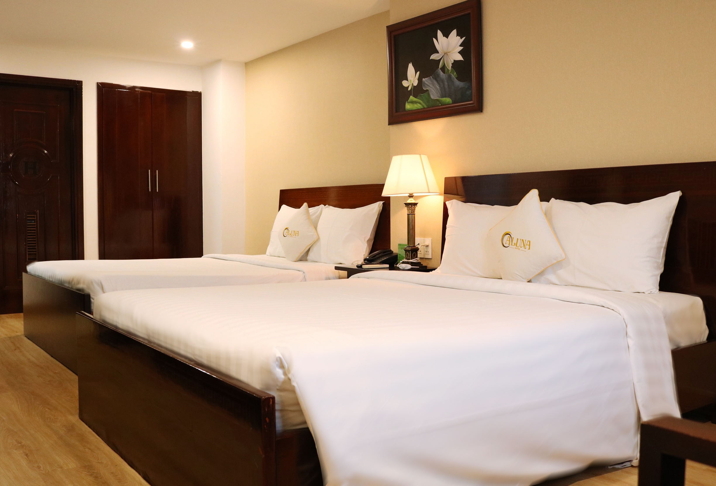 Family (2 Double Beds - 4 Pax)