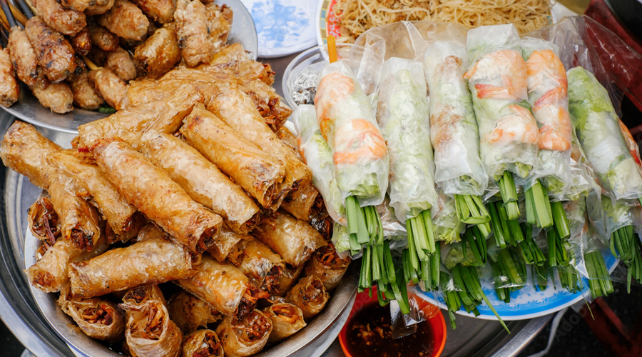  Taste the authentic street food in Ho Chi Minh city